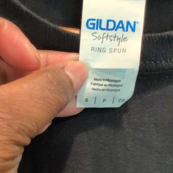 Gildan Black Short Sleeve Tee with Intricate White Graphic - Picture 5 of 6